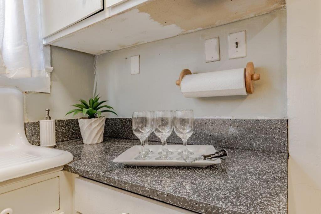 Dauphin District Darling #1-Downtown, Restaurants Apartment Mobile Luaran gambar