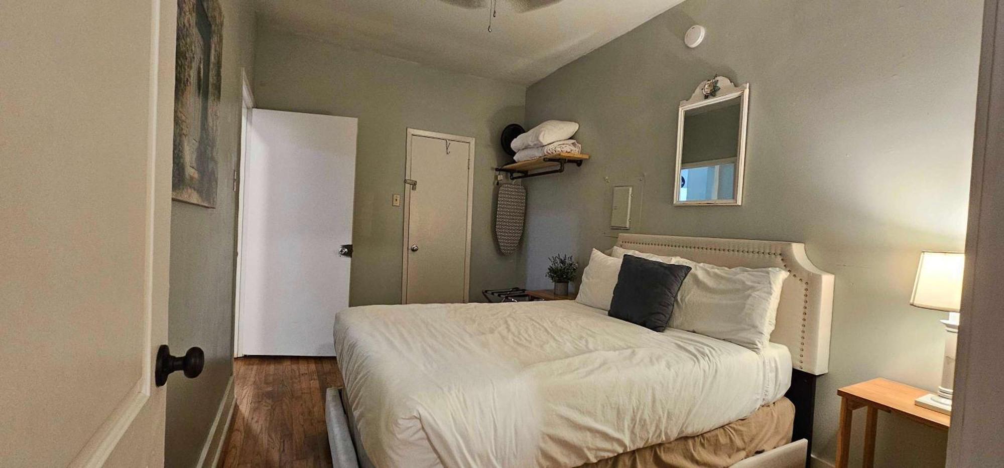 Dauphin District Darling #1-Downtown, Restaurants Apartment Mobile Luaran gambar